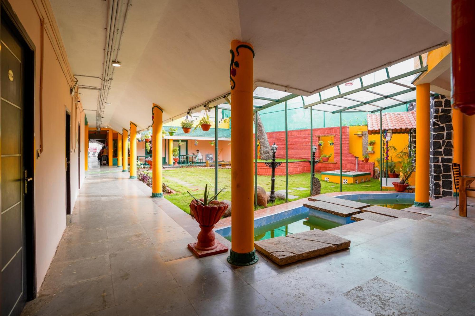 La Courtyard 호텔 퐁디셰리 외부 사진